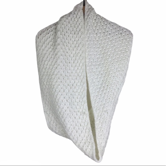 2 Scarf Lot BCBGeneration Infinity Knit Handmade Metallic Ruffle Lace Minimalist - Picture 3 of 15